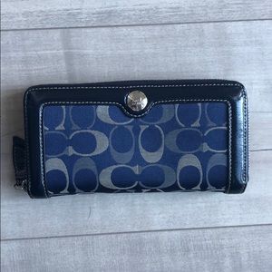 Authentic Coach wallet